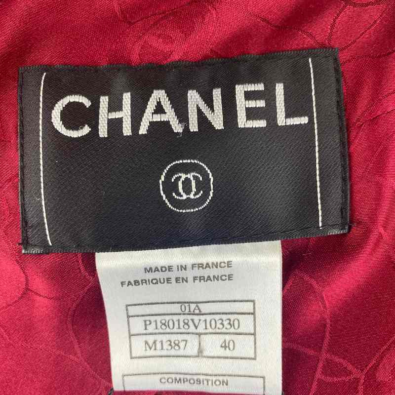 Chanel Tweed-Langmantel