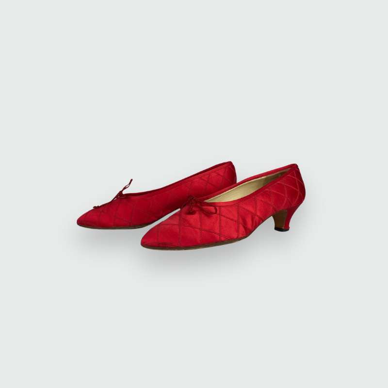Chanel Pumps Rot Gr. 39,5