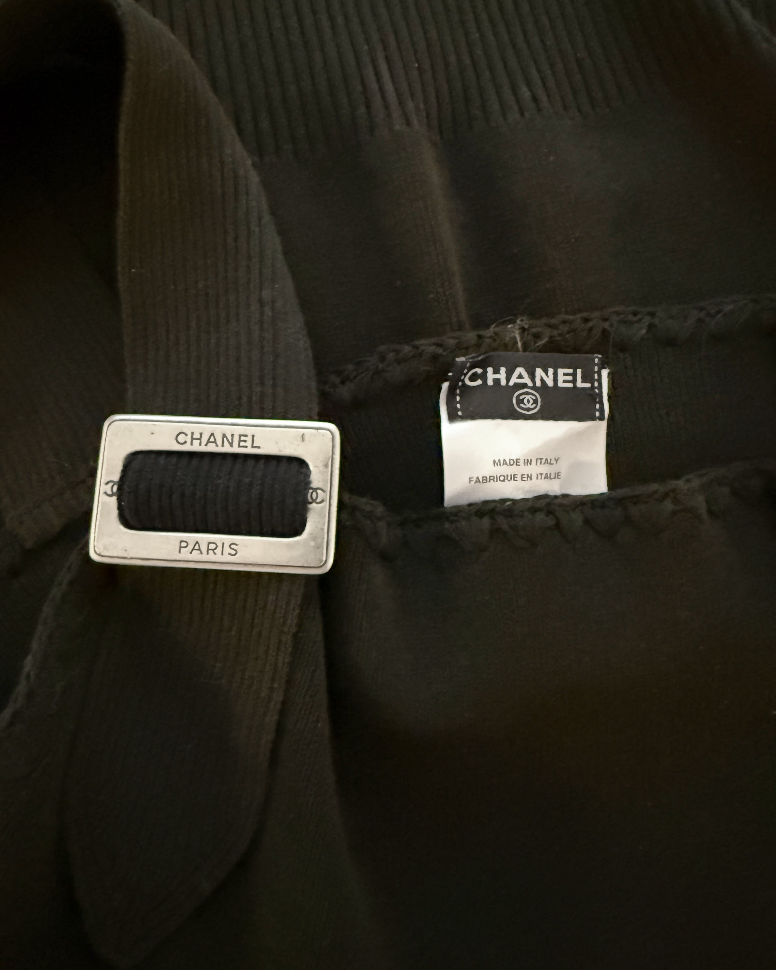 Chanel Trägertop mit silberner Hardware · Schwarz