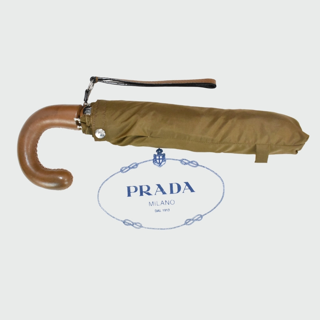 Prada Aktentasche mit Regenschirm